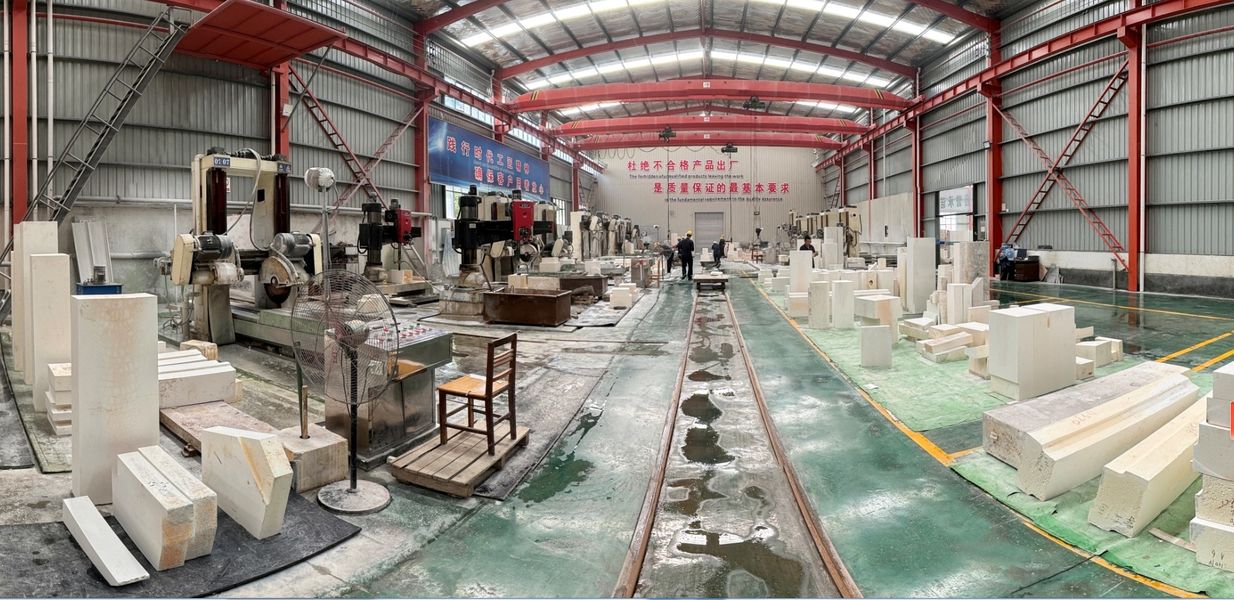 Henan Hongtai Kiln Refractory Co.,Ltd. manufacturer production line