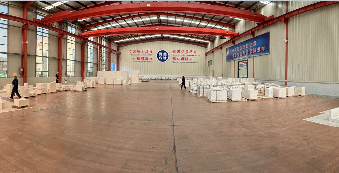 Henan Hongtai Kiln Refractory Co.,Ltd. manufacturer production line