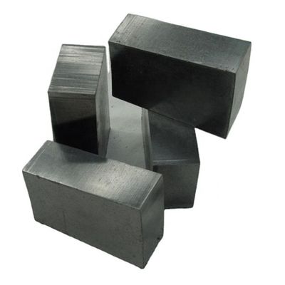 3-7% Apparent Porosity Magnesia Carbon Refractory Brick for Ladle Converter Lining