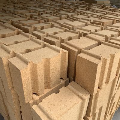 High Alumina Light Weight Fire Clay Refractory Brick with Bulk Density of 2.0-2.5g/cm3