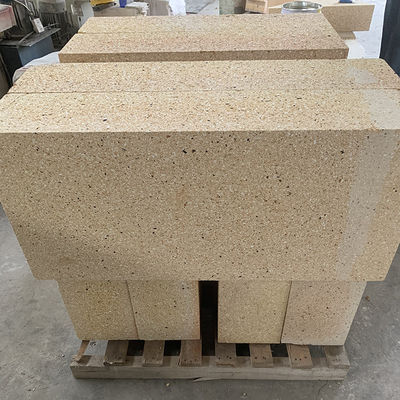 Thin Curved Fire Clay Refractory Bricks For Oven High Refractoriness Brick Advantage