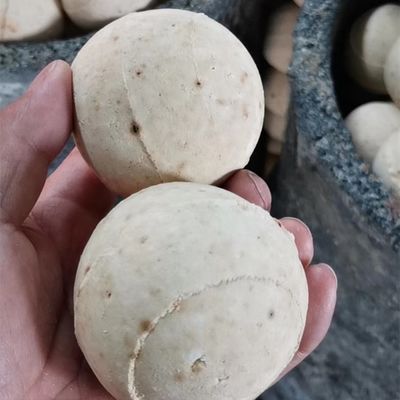 92%-99% High Alumina Ceramic Grinding Ball for Bending Refractory Processing Service